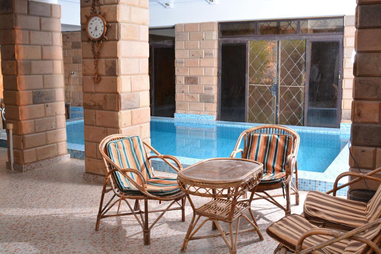 Aswan Nile Palace 외부 사진