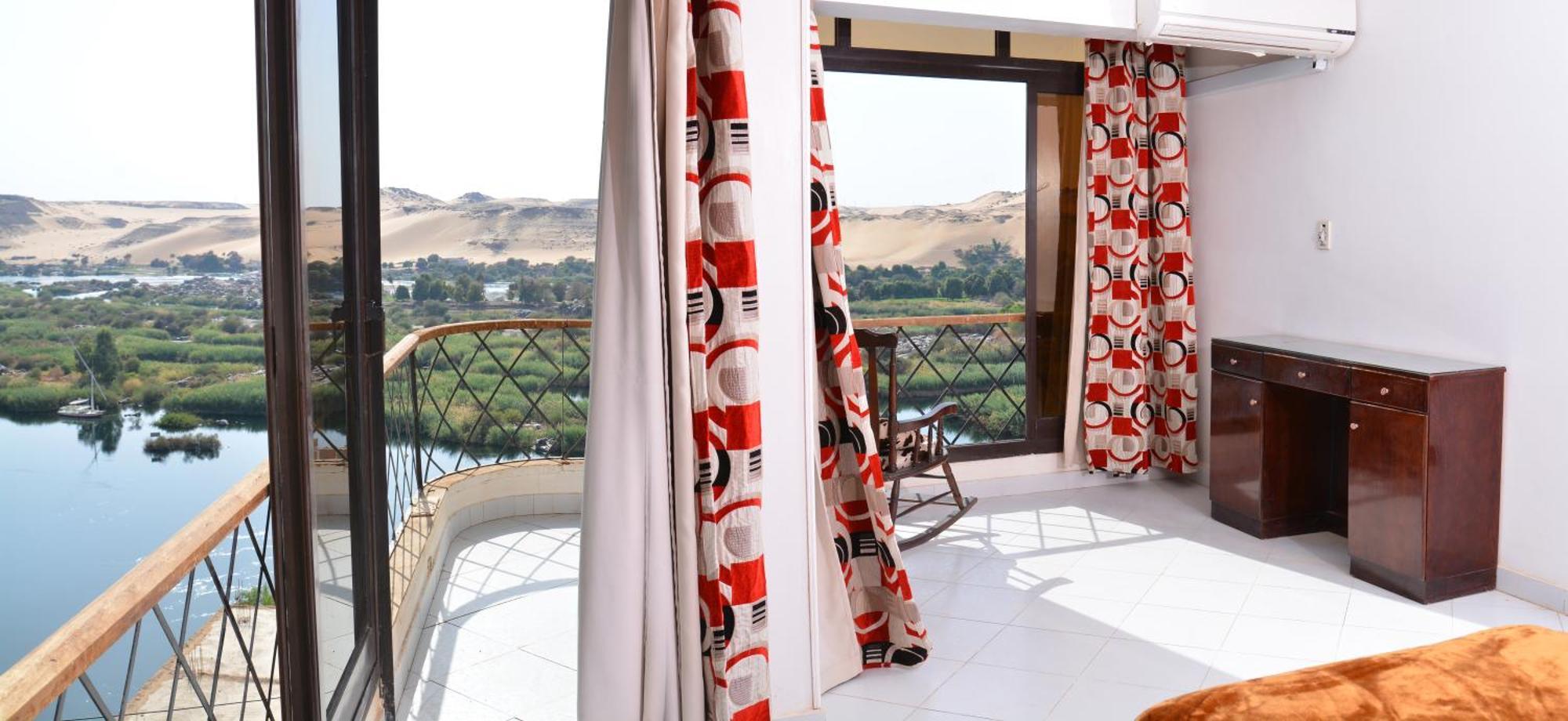 Aswan Nile Palace 외부 사진