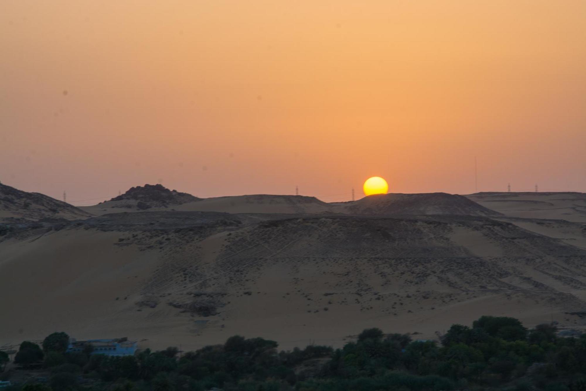 Aswan Nile Palace 외부 사진