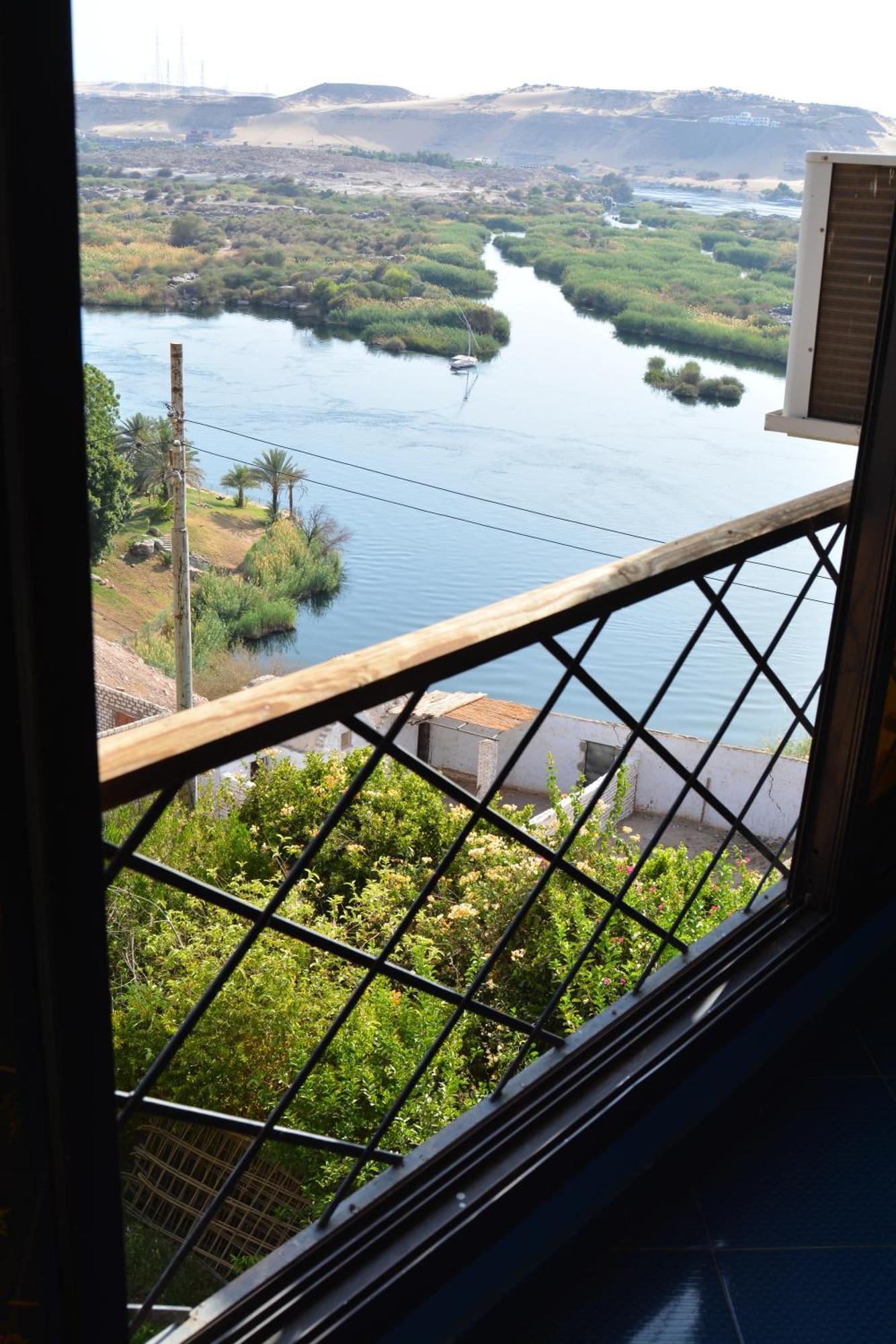 Aswan Nile Palace 외부 사진