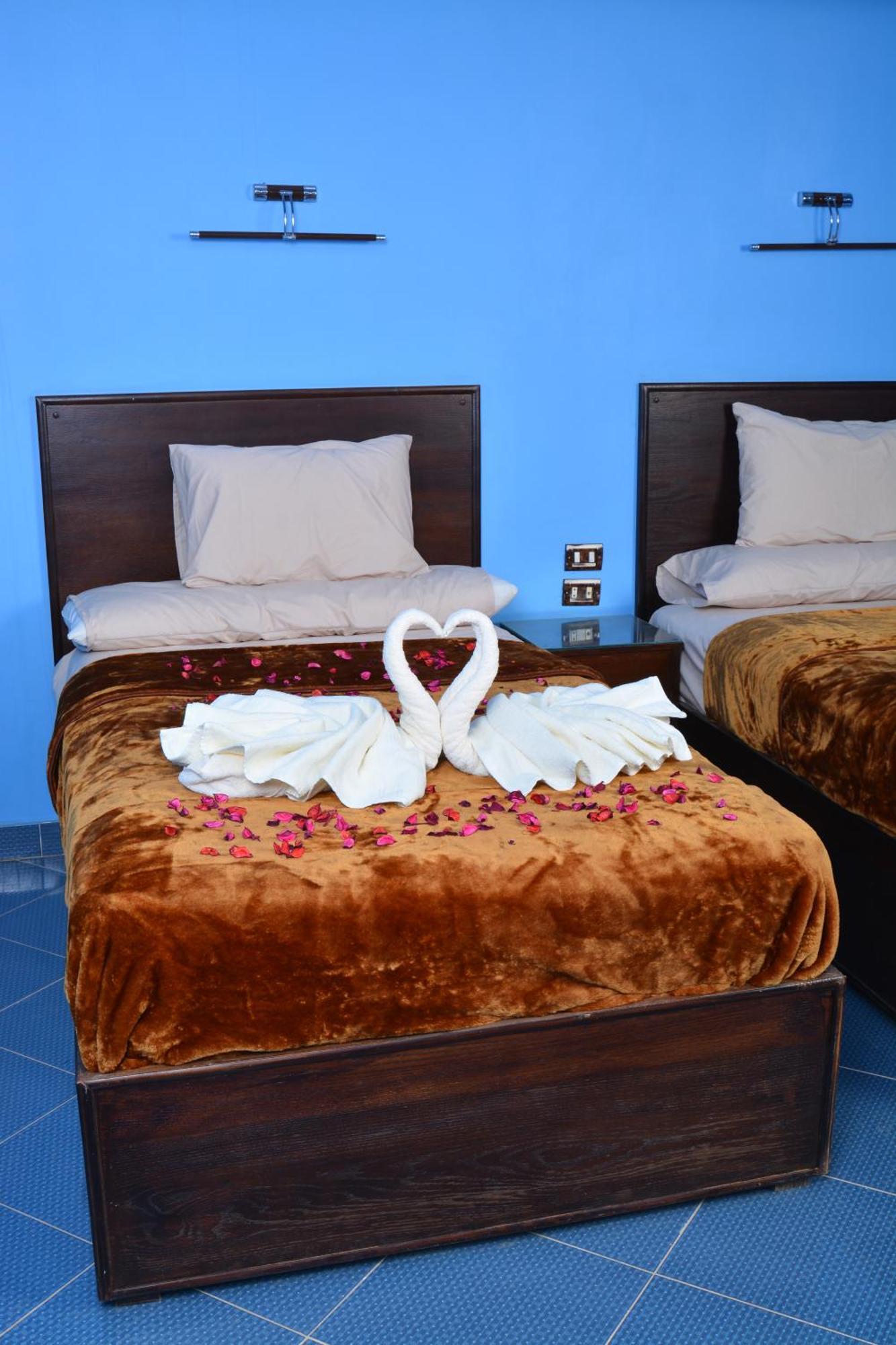 Aswan Nile Palace 외부 사진